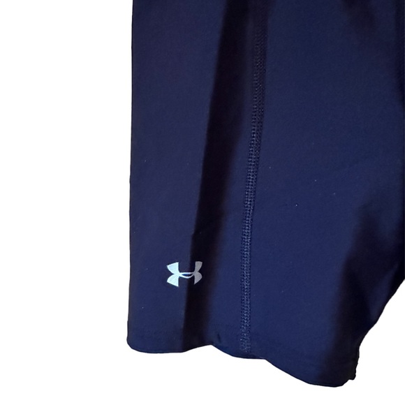 Under Armour women’s compression shorts - Picture 3 of 7